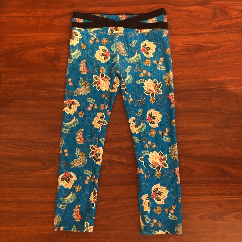 O’Neil Lotus print 3/4 length leggings